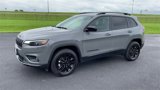 Used 2023 Jeep Cherokee Altitude Lux image 4