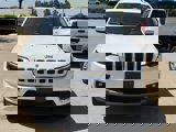Used 2019 Jeep Cherokee Limited w/ Luxury Group image 2