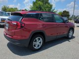 Used 2022 GMC Terrain SLE w/ Driver Convenience Package image 5