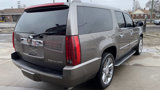 Used 2014 Cadillac Escalade ESV Luxury image 4
