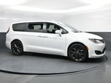 Used 2020 Chrysler Pacifica Touring w/ S Appearance Package image 2