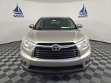 Used 2016 Toyota Highlander XLE image 2