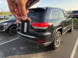 Used 2017 Jeep Grand Cherokee Limited w/ Luxury Group II image 4