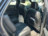 Used 2017 Ford Explorer Platinum image 3