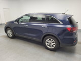 Used 2019 Kia Sorento LX image 3