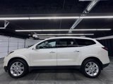 Used 2015 Chevrolet Traverse LT w/ Style and Technology Package image 3