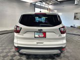 Used 2017 Ford Escape SE image 5