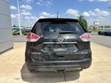 Used 2016 Nissan Rogue SV w/ SV Premium Package image 6