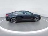 Used 2018 Ford Fusion SE w/ Equipment Group 601A image 2