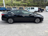 Used 2024 Nissan Altima 2.5 SV image 6