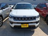 Used 2024 Jeep Compass Latitude image 2