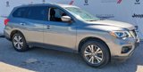 Used 2020 Nissan Pathfinder SV image 4