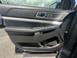 Used 2017 Ford Explorer XLT w/ Equipment Group 202A image 4