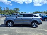 Used 2023 Kia Sorento LX image 4
