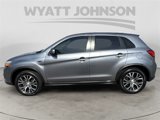 Used 2017 Mitsubishi Outlander Sport ES image 2