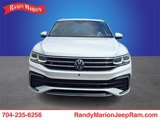 Used 2023 Volkswagen Tiguan SEL R-Line image 2