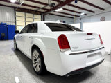 Used 2018 Chrysler 300 Limited image 5