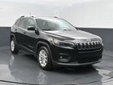 Used 2019 Jeep Cherokee Latitude w/ Popular Appearance Group image 2