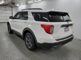 Used 2022 Ford Explorer XLT w/ Equipment Group 202A image 6