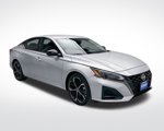 Used 2023 Nissan Altima 2.5 SR image 3