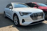 Used 2019 Audi e-tron Prestige w/ Prestige Package image 2