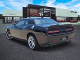 Used 2022 Dodge Challenger SXT w/ Plus Package image 5