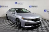 Used 2017 Honda Accord Touring image 3