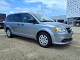 Used 2019 Dodge Grand Caravan SE image 2