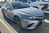 Used 2020 Toyota Camry SE image 2
