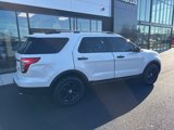Used 2015 Ford Explorer XLT w/ Equipment Group 202A image 3