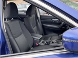 Used 2018 Nissan Rogue SV image 4