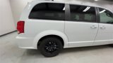Used 2019 Dodge Grand Caravan GT image 2