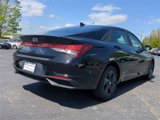 Used 2023 Hyundai Elantra SEL image 4