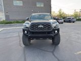 Used 2022 Toyota Tacoma TRD Off-Road image 2