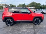 Used 2016 Jeep Renegade Trailhawk image 4