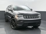 Used 2017 Jeep Grand Cherokee Altitude image 2