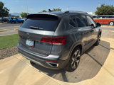 Used 2022 Volkswagen Taos SEL w/ Panoramic Sunroof Package image 4