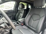Certified 2024 Porsche Macan Turbo image 5