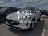 Used 2020 Ford Escape SE image 2