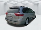 Used 2016 Toyota Sienna Limited Premium image 5