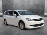 Used 2023 Chrysler Voyager LX image 3