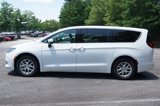 Used 2022 Chrysler Voyager LX image 4