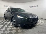 Used 2023 Hyundai Elantra Limited w/ Cargo Package image 3