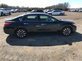 Used 2017 Nissan Altima 2.5 SV image 3