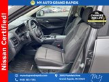 Used 2024 Nissan Rogue SV image 6