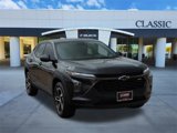Used 2024 Chevrolet Trax RS w/ Driver Confidence Package image 2