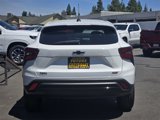 New 2025 Chevrolet Trax RS w/ Sunroof Package image 3