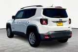 Used 2016 Jeep Renegade Latitude image 4