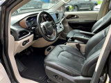 Used 2017 Chrysler Pacifica Touring-L Plus image 5