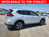 Used 2017 Nissan Rogue SL w/ SL Premium Package image 2